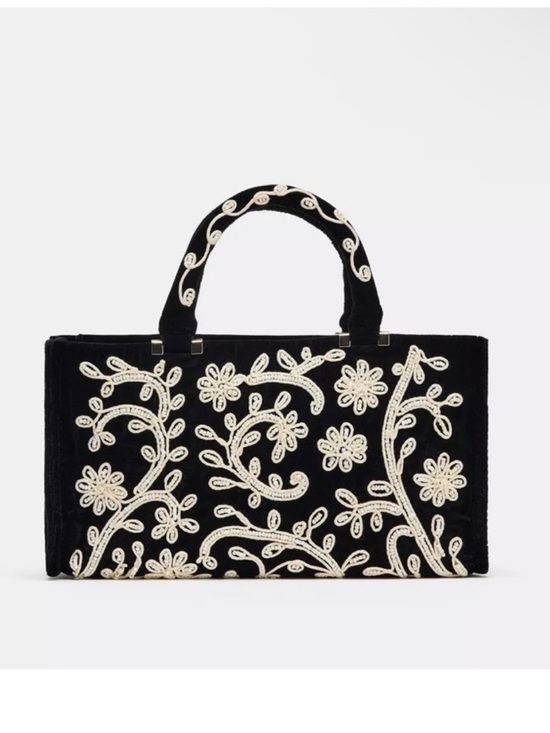 Zara Handbags - ZARA FLORAL BEADS EMBROIDERED CITY BAG